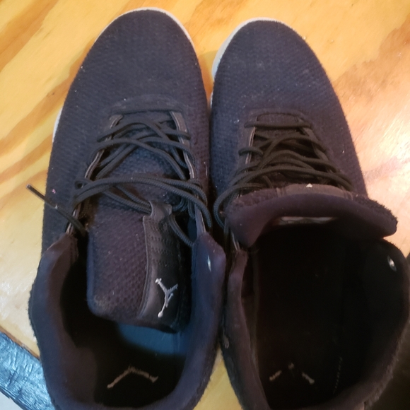 Jordan future lows - Picture 4 of 8